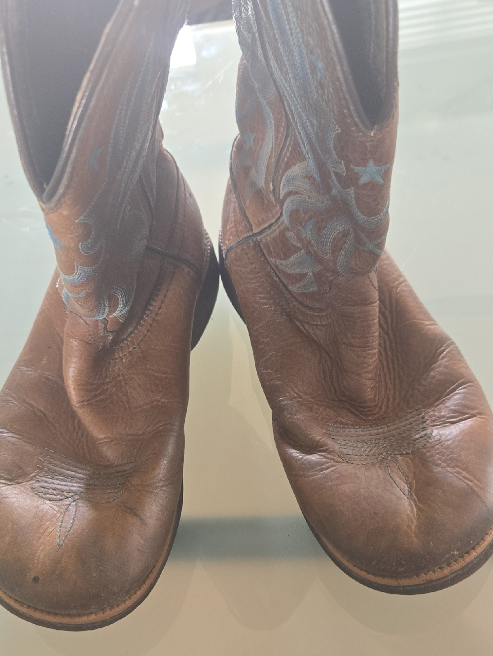 Source Unknown Brown Leather Cowboy Boots with Light Blue Stitching